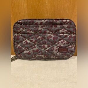 Lug Roundabout Convertible Wallet - Leopard Berry (Gently Used Once)